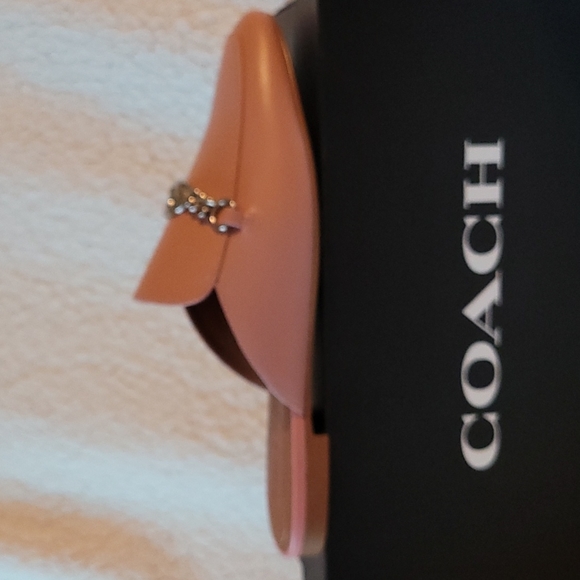 Woman sandals brand new with tag. - Picture 4 of 7